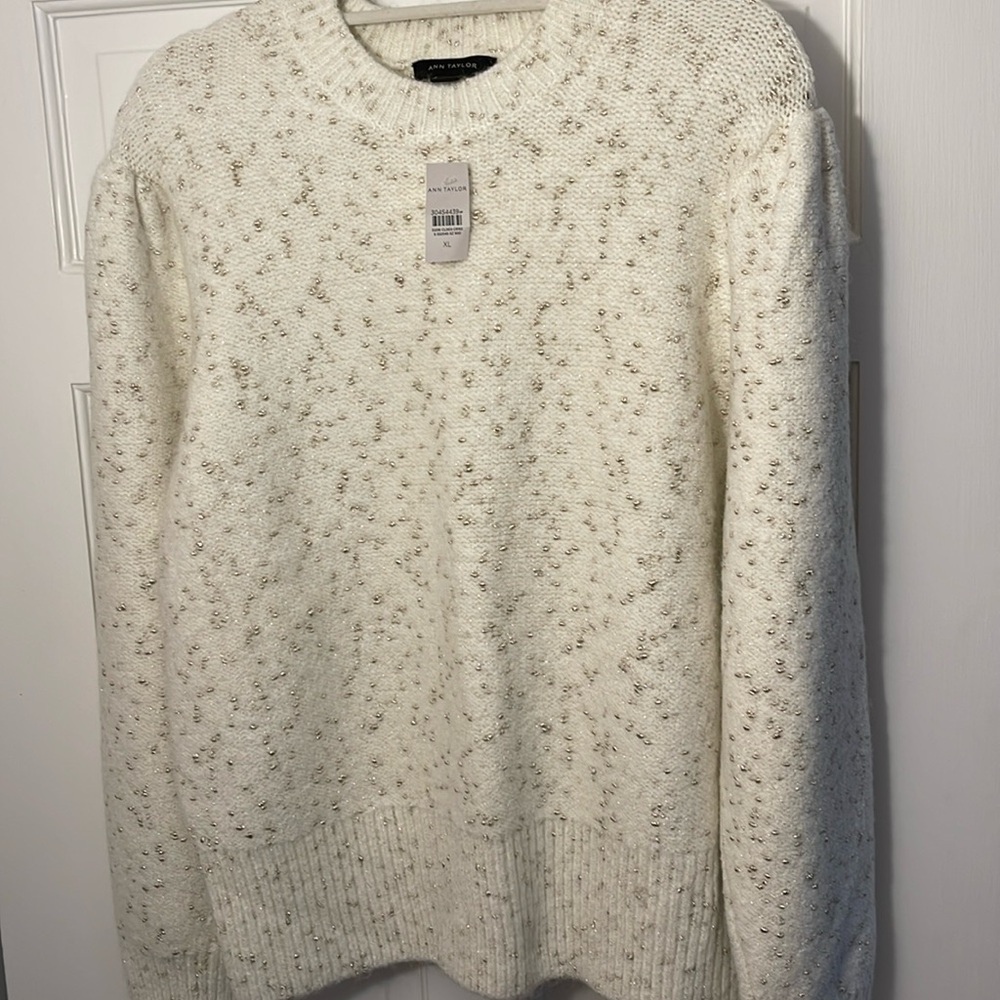 NWT gorgeous cream and gold fleck sweater by Ann Taylor